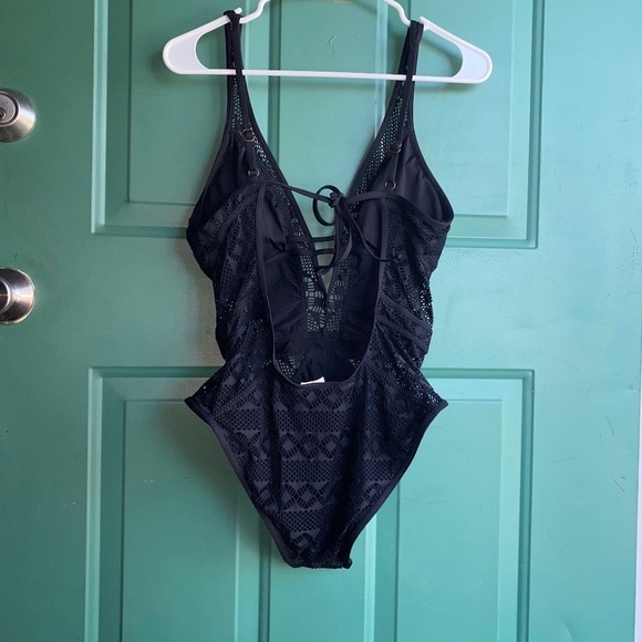 Becca ladies size large lace swimsuit - Picture 1 of 8